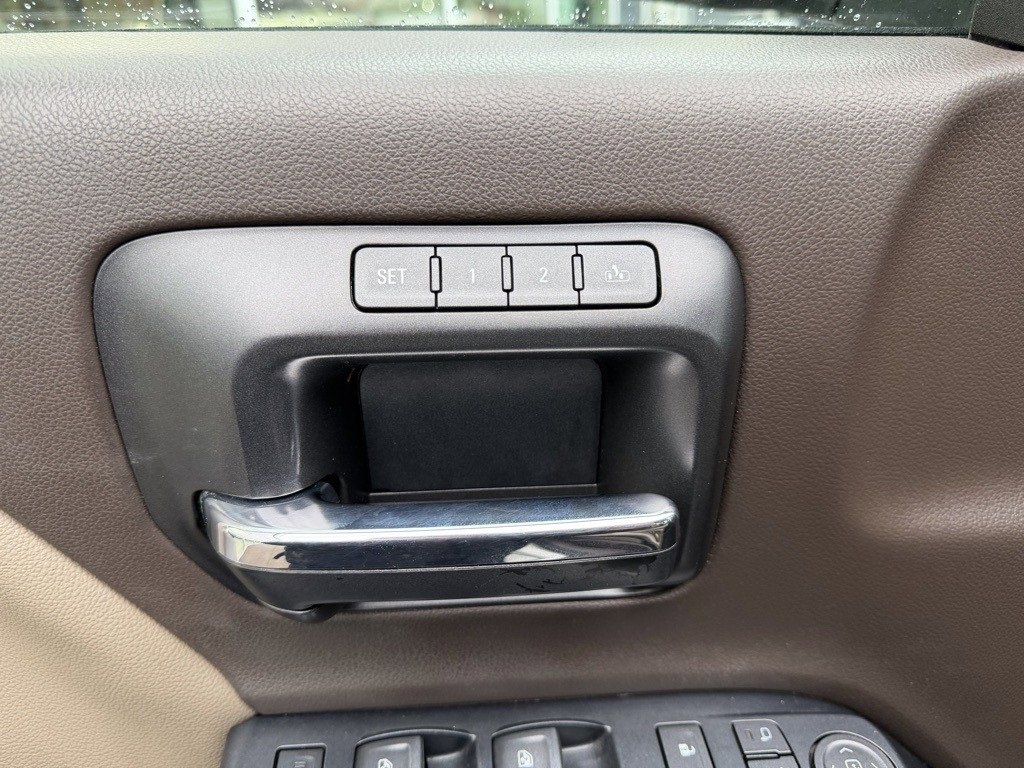 Used 2018 GMC Sierra 2500 SLT image 11