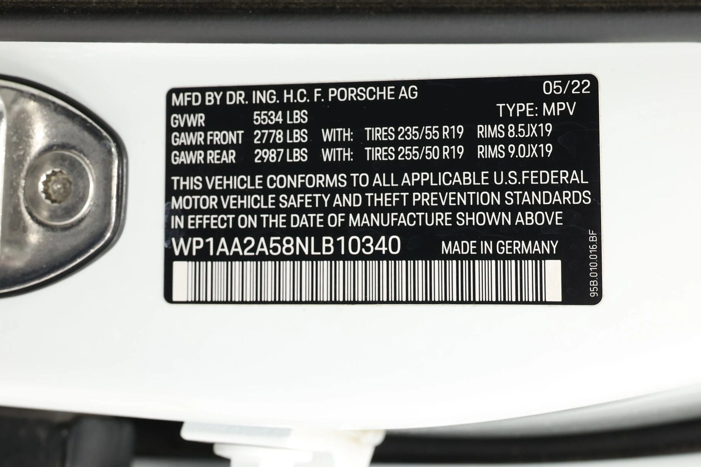 Used 2022 Porsche Macan image 94