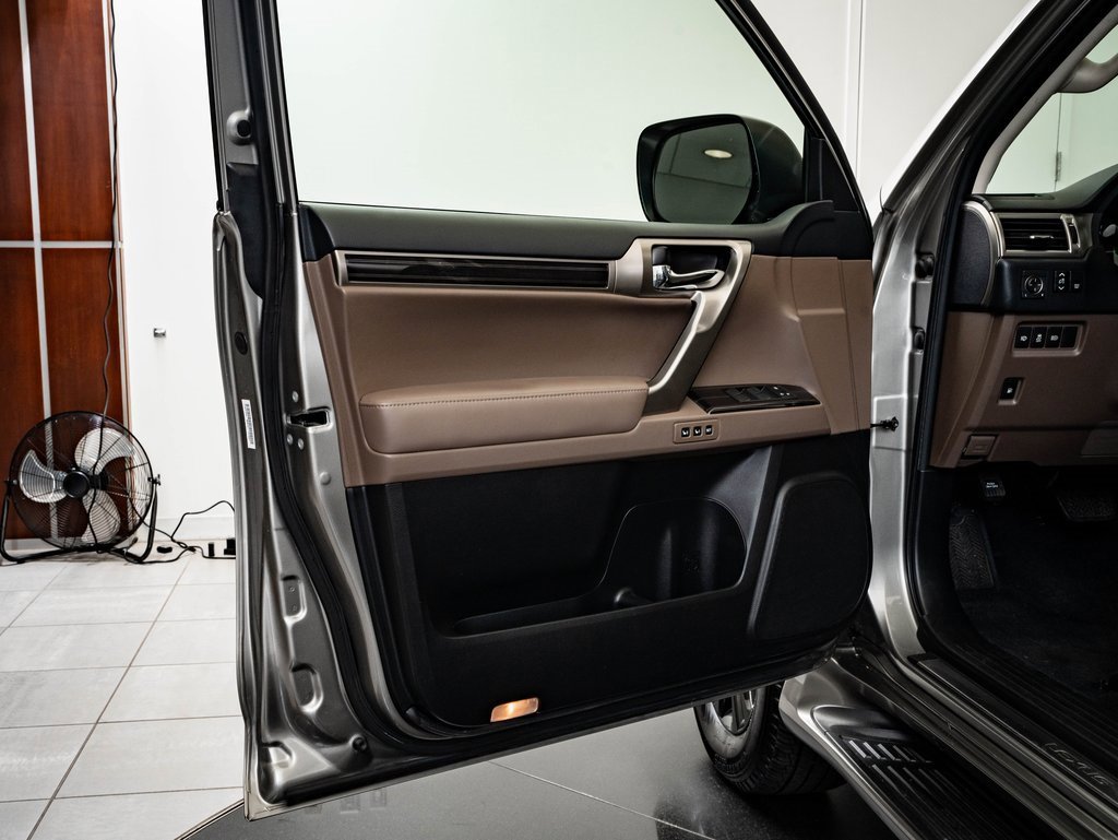 Certified 2020 Lexus GX 460 Premium w/ Premium Package image 27