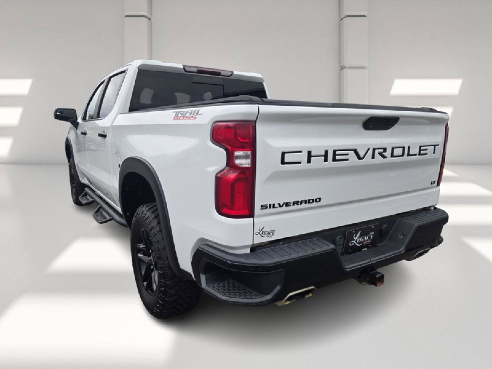 Used 2020 Chevrolet Silverado 1500 LT Trail Boss image 5