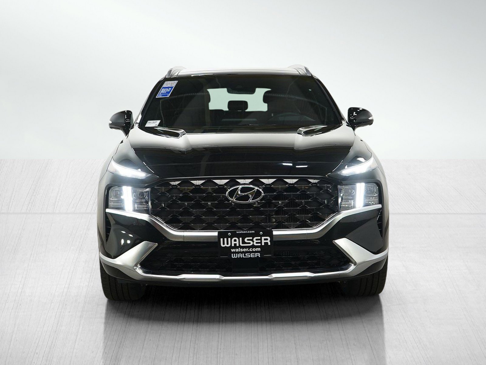 Used 2023 Hyundai Santa Fe Calligraphy w/ Cargo Package AWD/4WD image 2