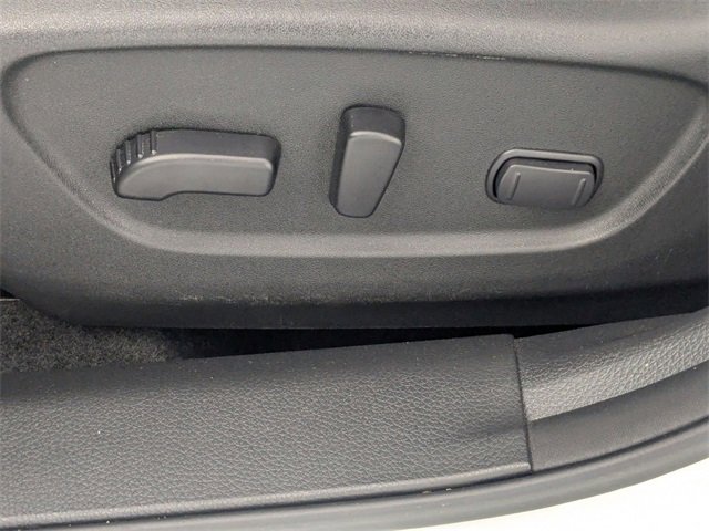 Used 2018 Nissan Rogue SL w/ Premium Package image 15