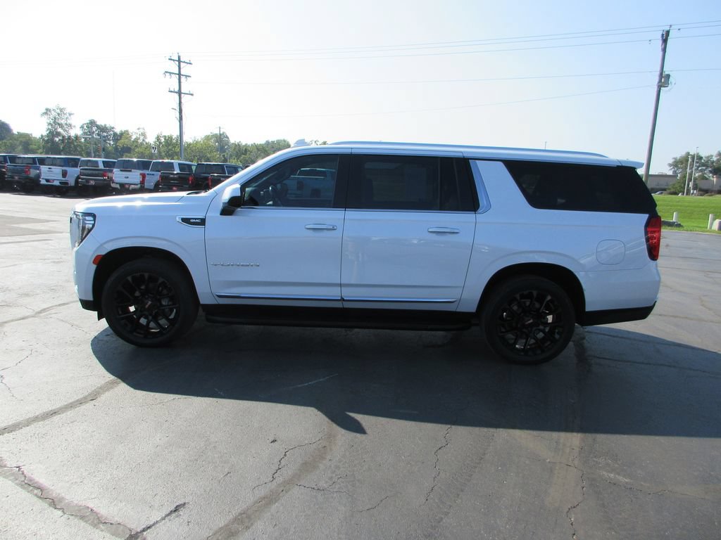 Certified 2023 GMC Yukon XL SLT AWD/4WD image 10