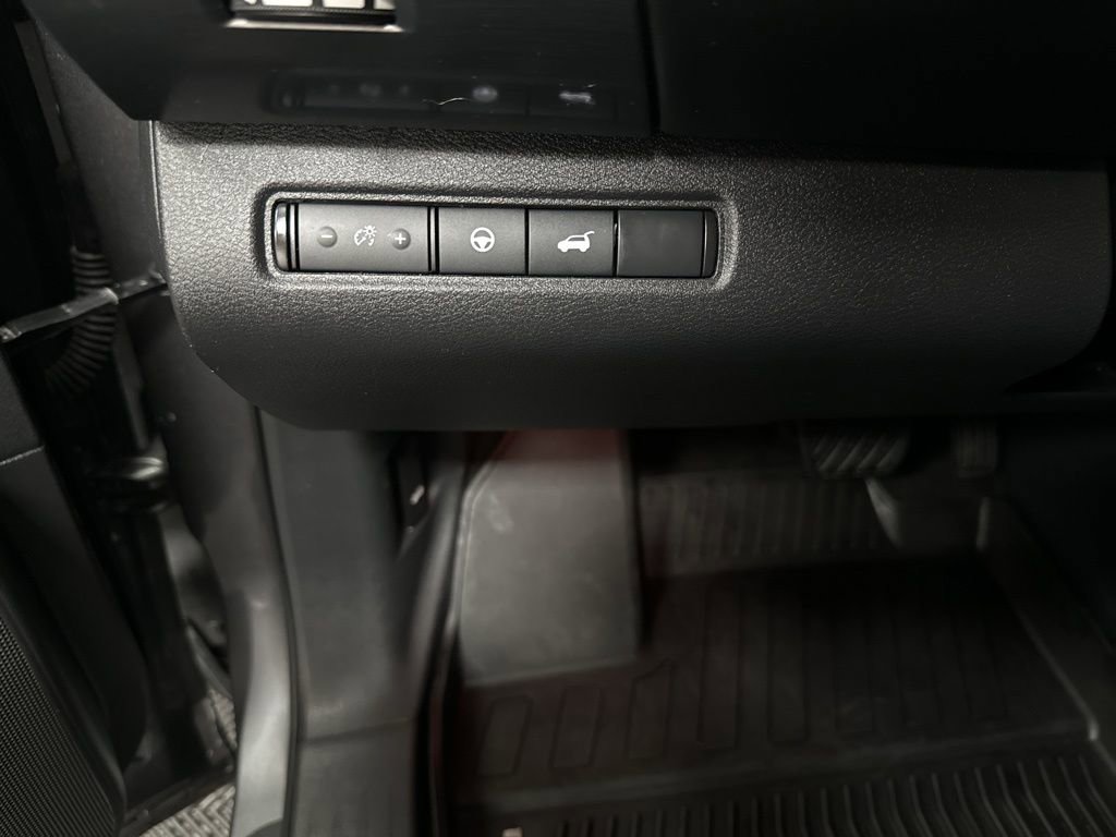 Used 2025 Nissan Pathfinder Rock Creek image 36