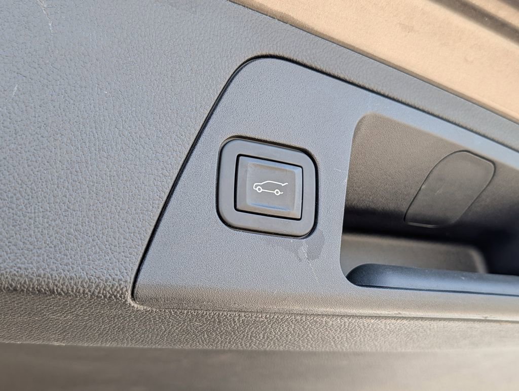 Used 2016 Buick Envision Premium image 24