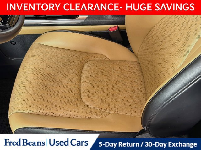 Used 2024 Kia Carnival EX FWD image 26