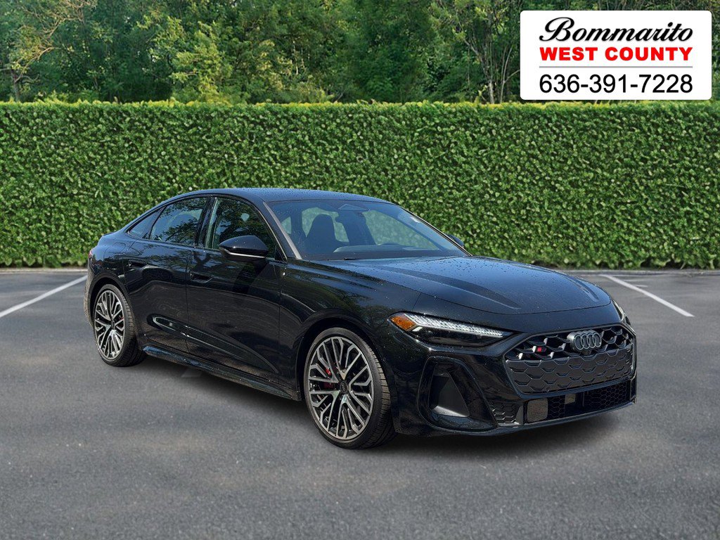 Used 2023 Audi S8 AWD/4WD image 1