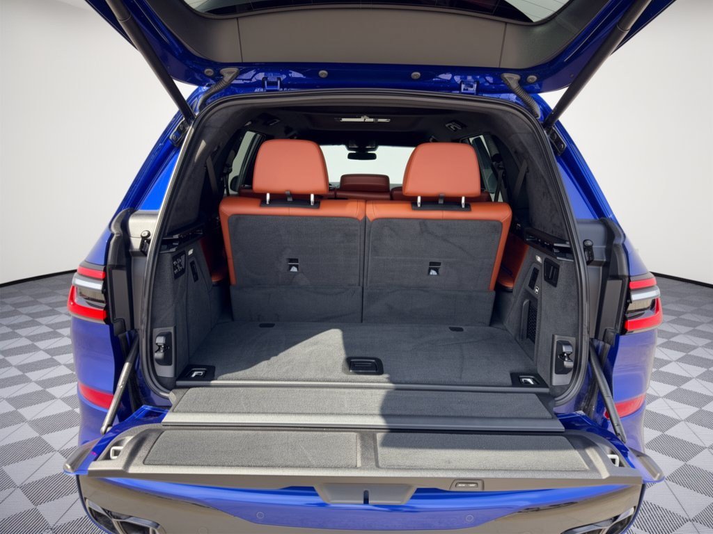 Used 2023 BMW X7 M60i w/ Executive Package AWD/4WD image 28
