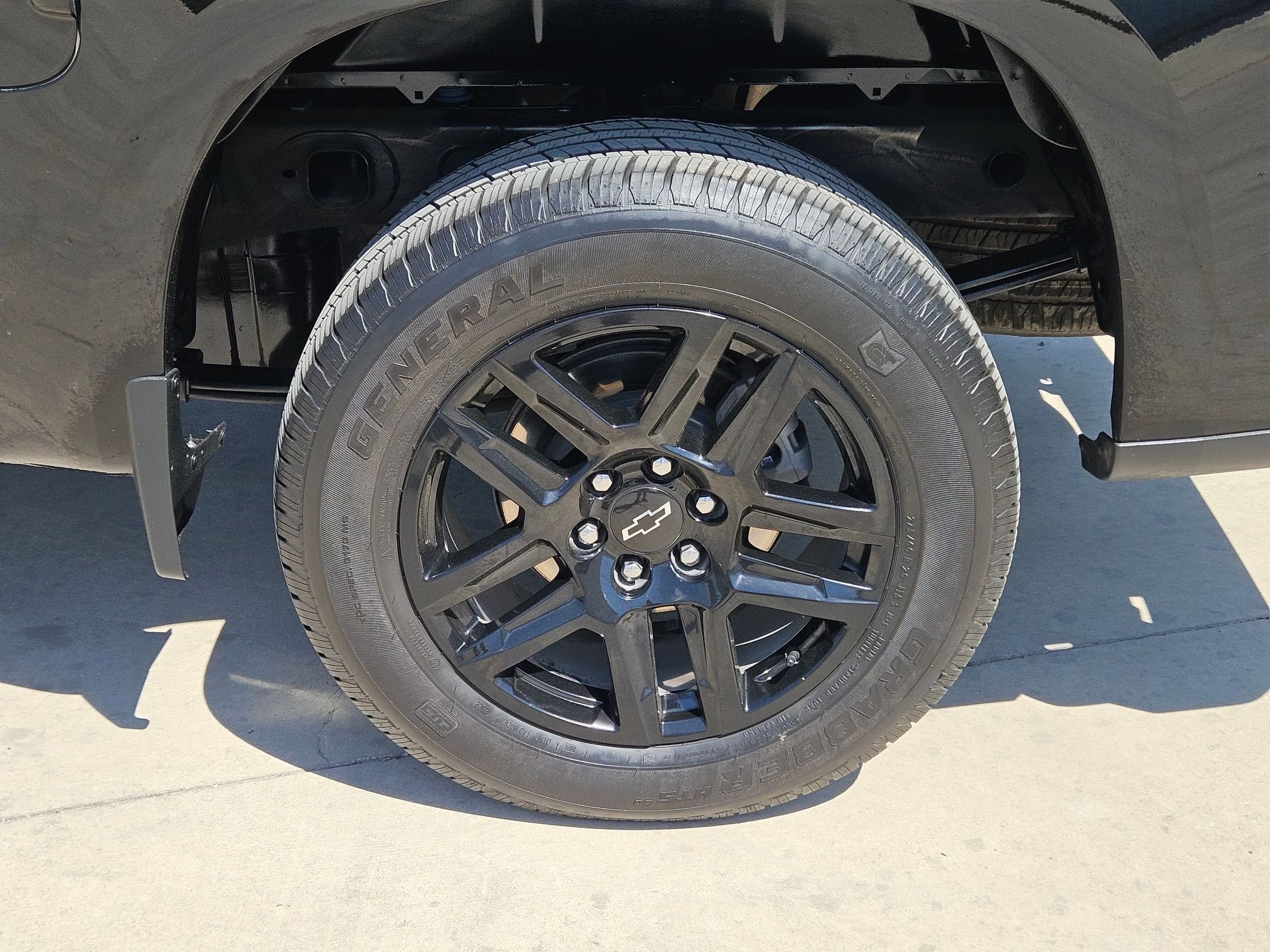 Certified 2022 Chevrolet Silverado 1500 Custom image 32