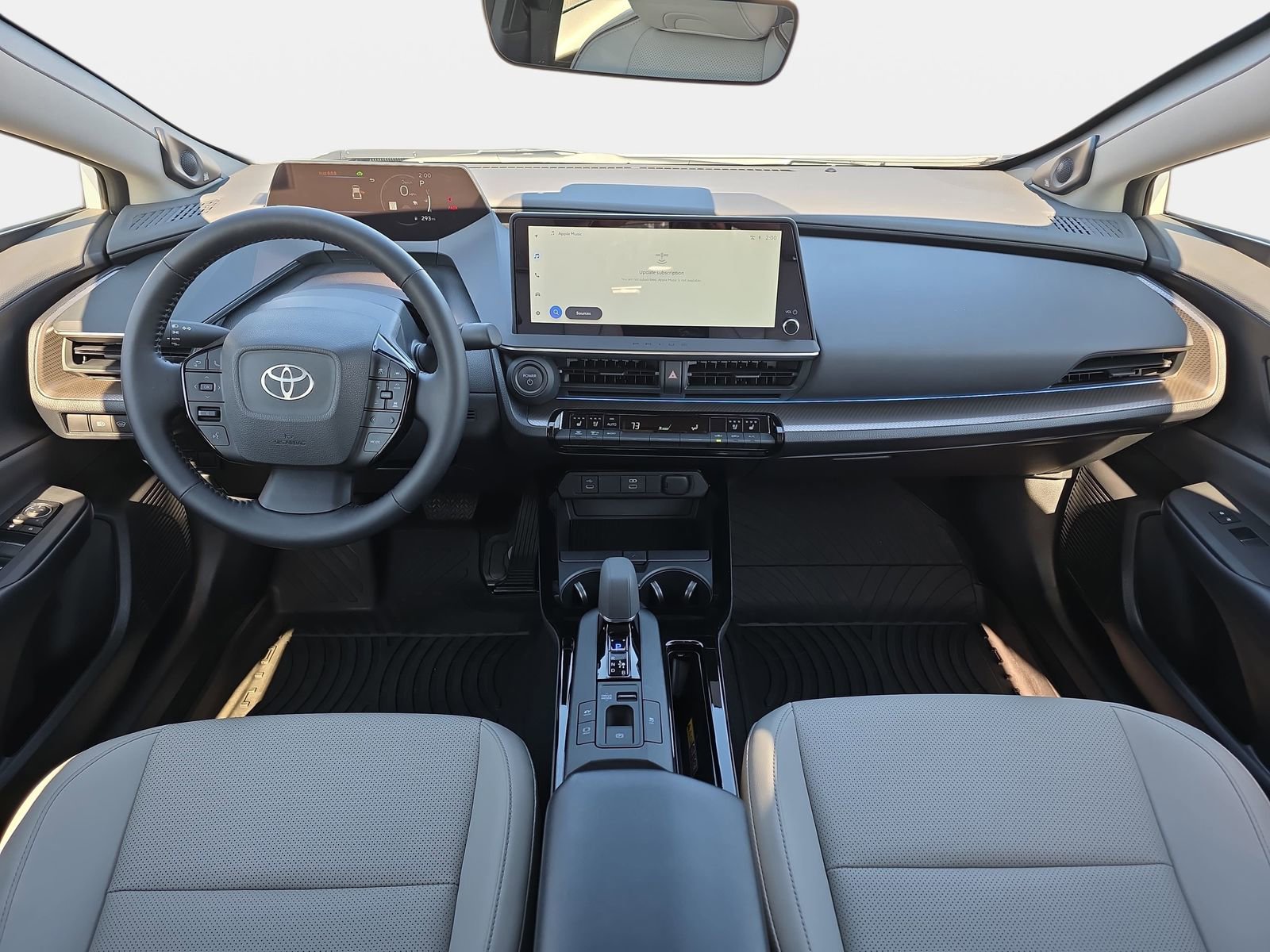 Used 2024 Toyota Prius Limited image 9