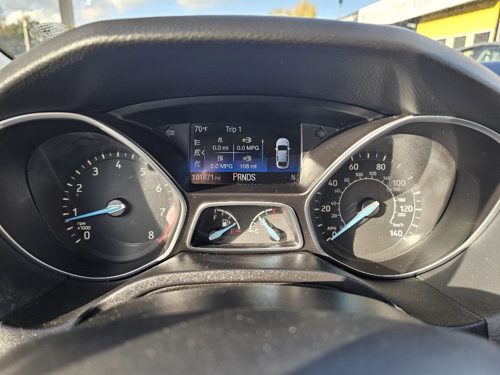 Used 2016 Ford Focus SE w/ Equipment Group 201A image 34