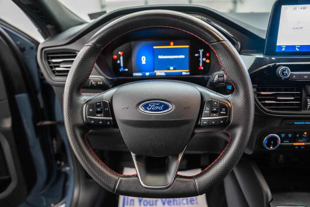 Certified 2025 Ford Escape ST-Line AWD/4WD image 31