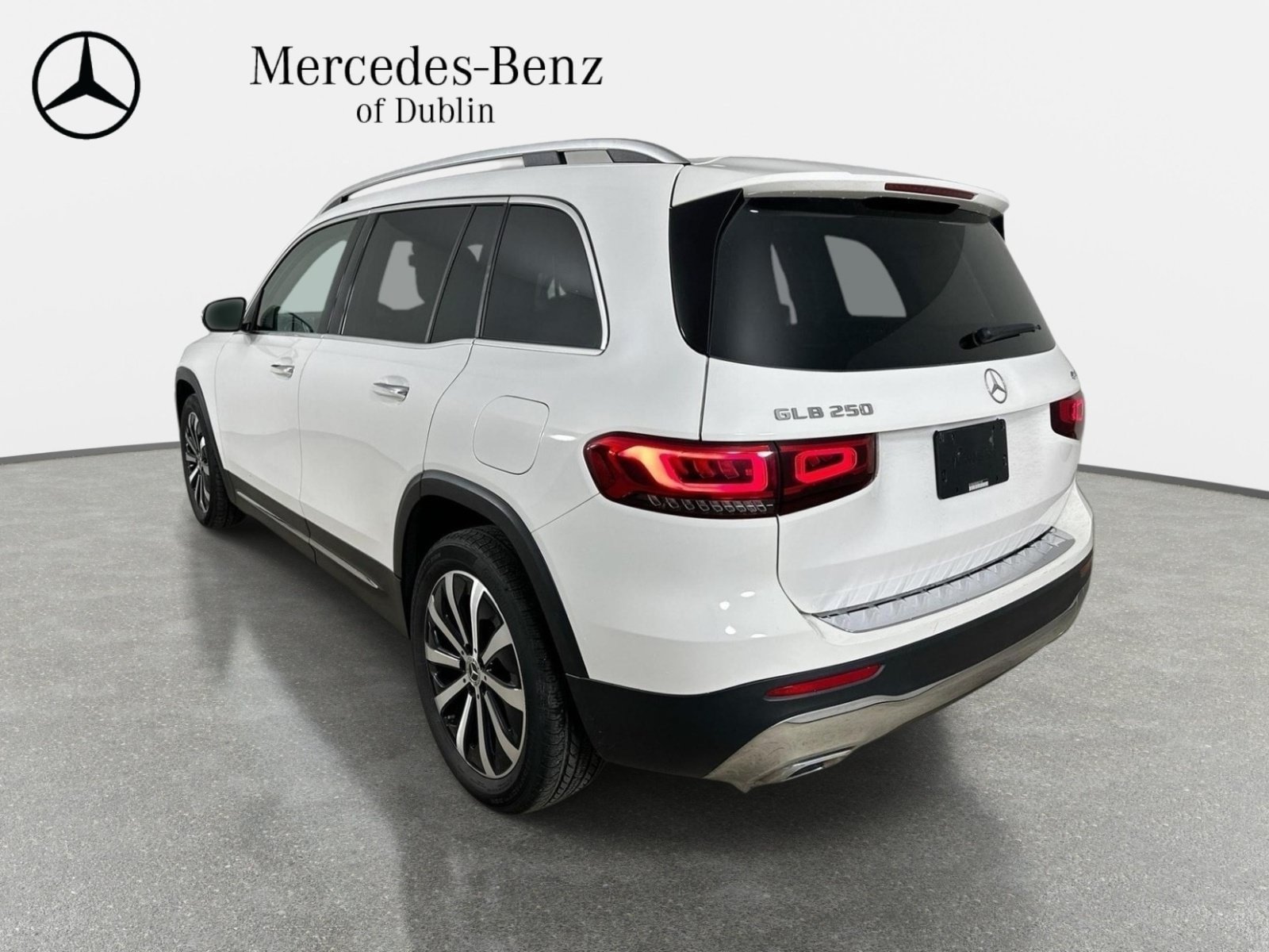 Certified 2022 Mercedes-Benz GLB 250 4MATIC image 4
