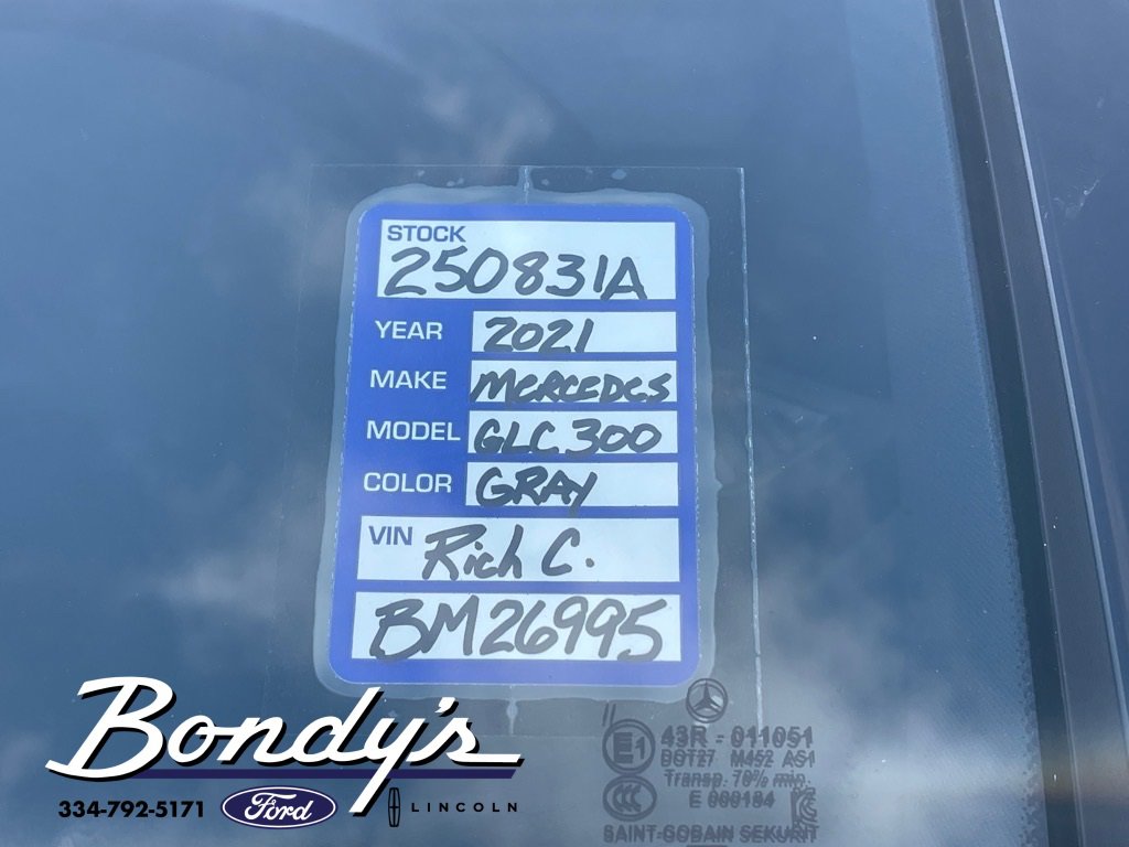 Used 2021 Mercedes-Benz GLC 300 image 25