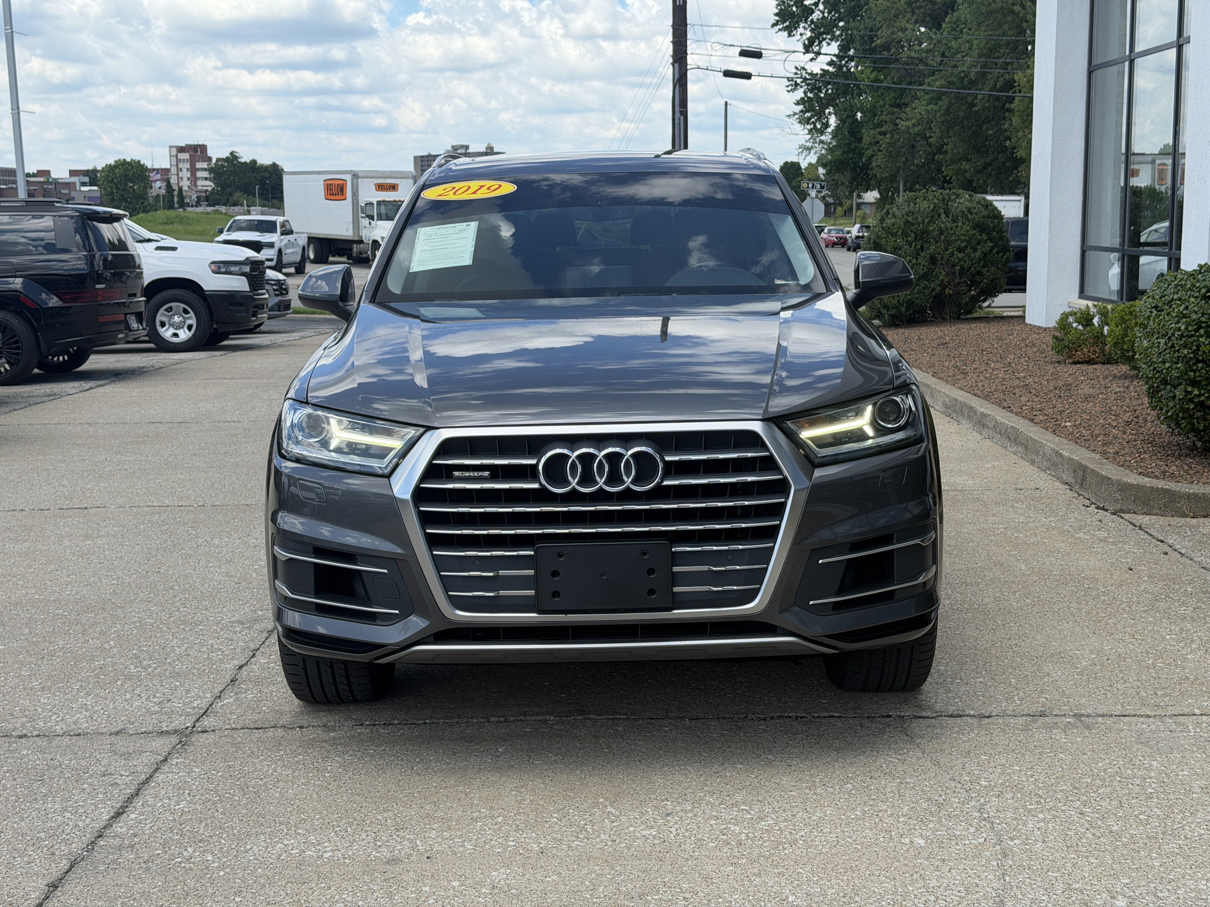 Used 2019 Audi Q7 3.0T Premium w/ Convenience Package AWD/4WD image 16