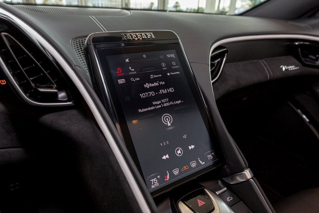 Used 2024 Ferrari Roma Spider image 20