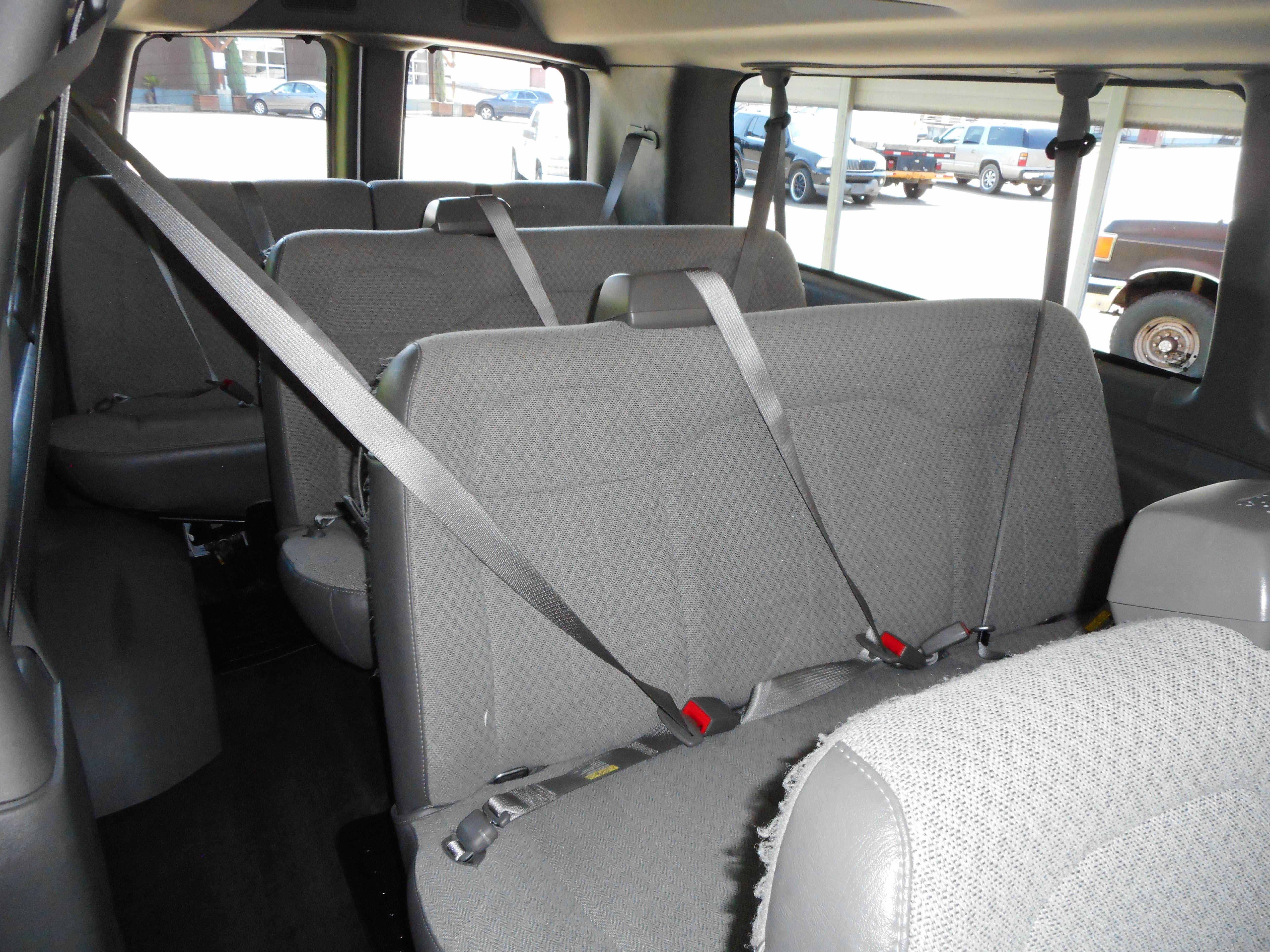 Used 2016 Chevrolet Express 3500 LT w/ LT Preferred Equipment Group RWD image 22