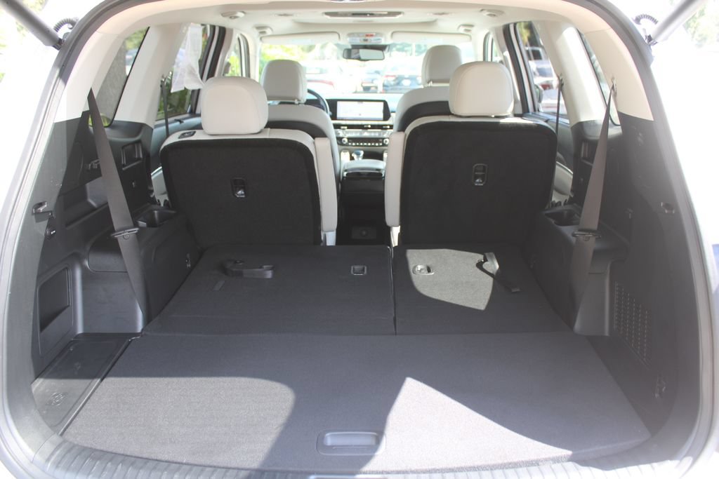 Certified 2024 Kia Telluride EX w/ EX Captain's Chair Package FWD image 10