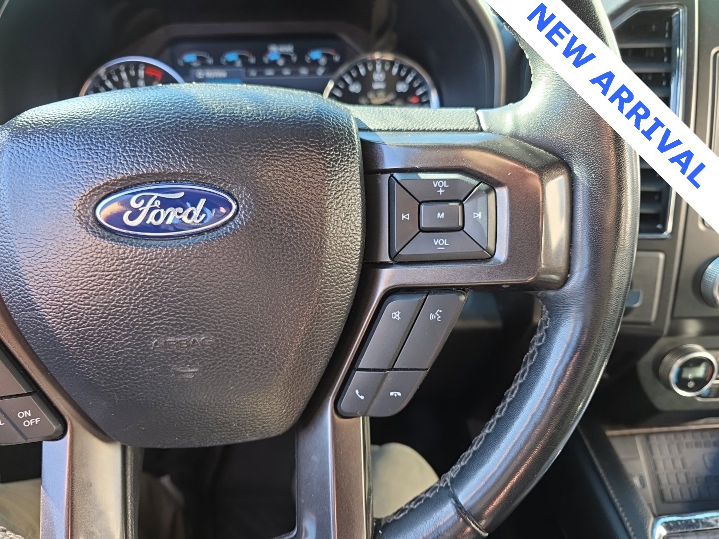 Used 2021 Ford Expedition Max Limited image 15