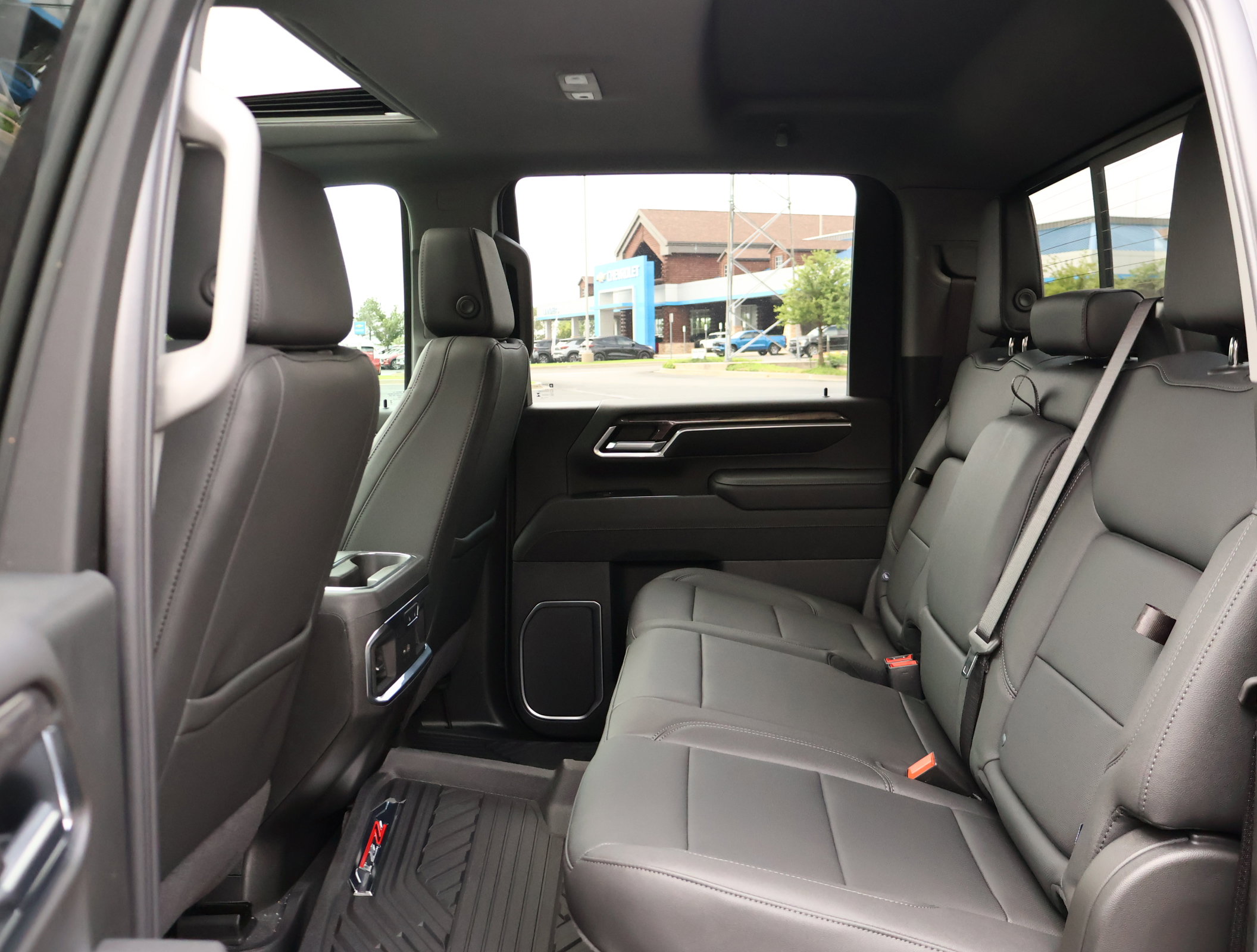 New 2026 Chevrolet Silverado 2500 LTZ w/ LTZ Convenience Package AWD/4WD image 23