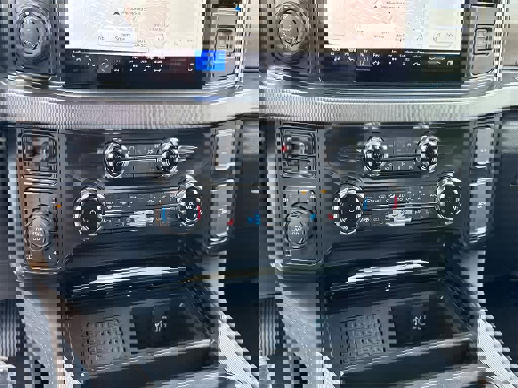 New 2026 Ford F350 Platinum image 30
