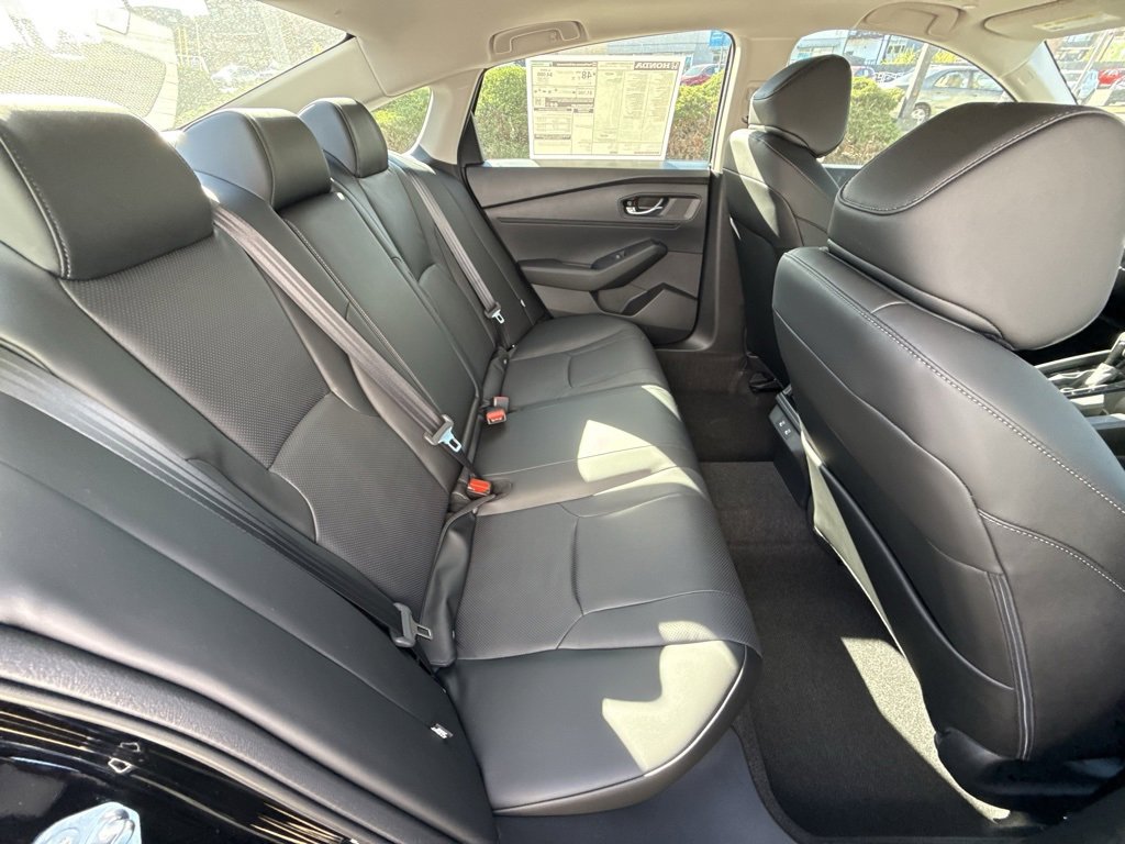 Used 2025 Honda Accord EX-L image 37