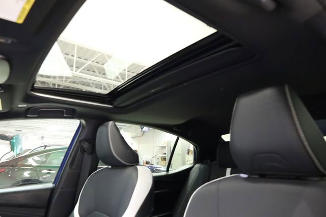 Used 2025 Toyota Camry SE image 28