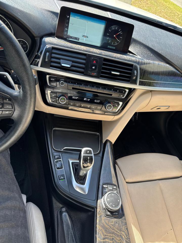 Used 2017 BMW 330i xDrive Sedan image 23