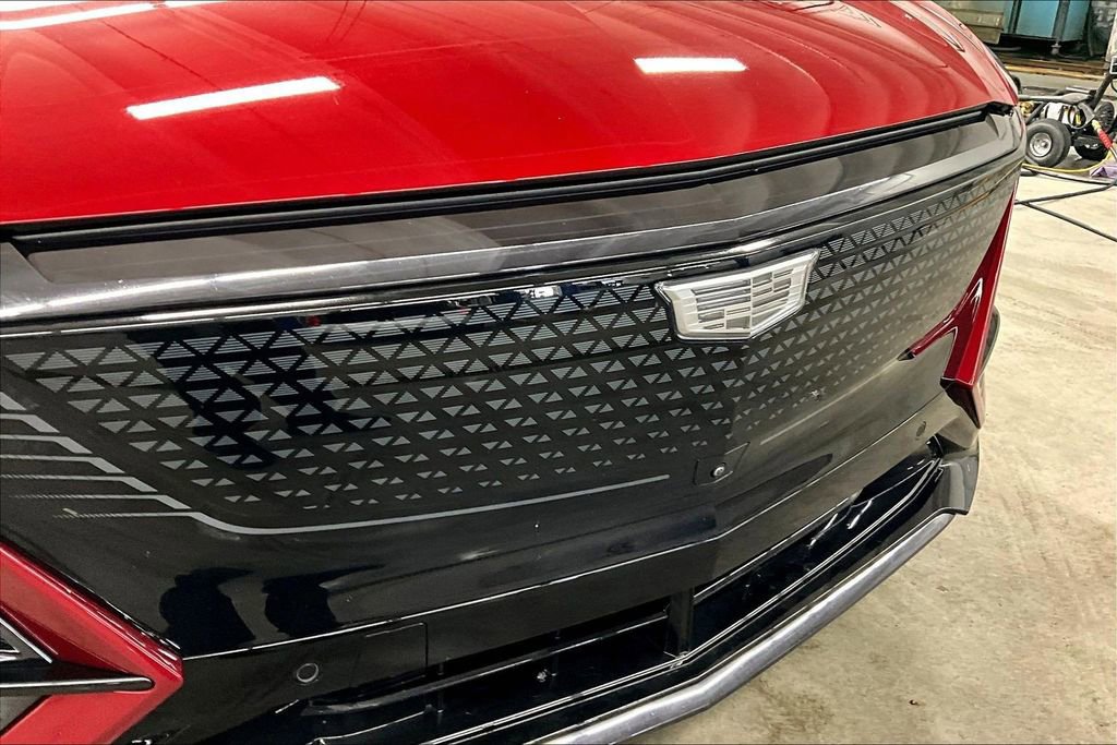 Certified 2024 Cadillac Lyriq Sport AWD/4WD image 33