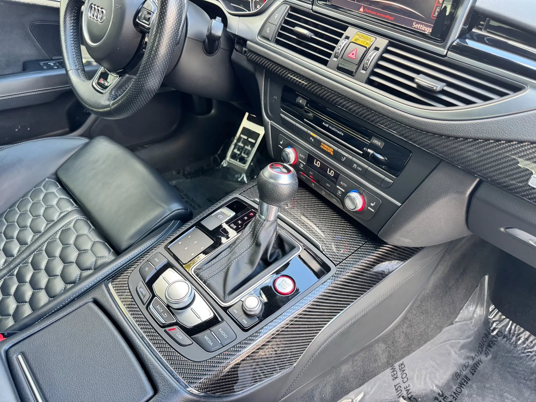 Used 2016 Audi RS 7 Prestige image 25