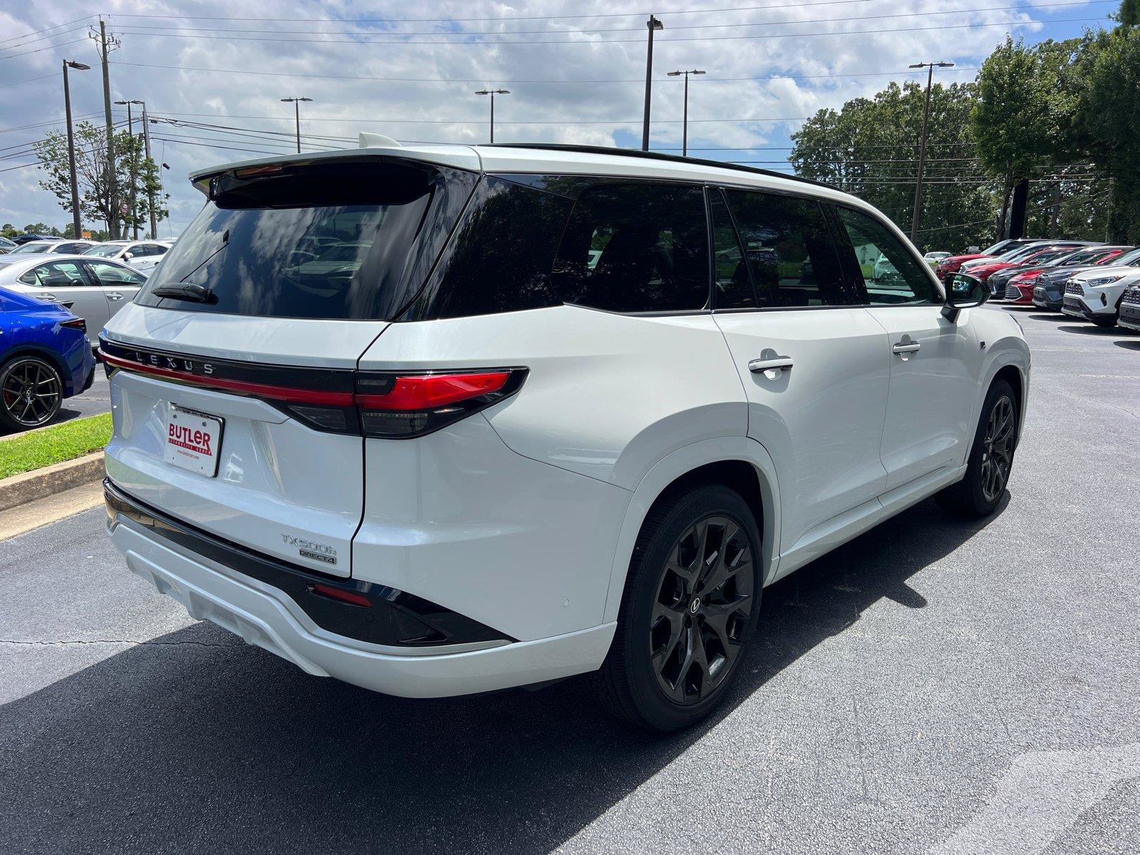 New 2026 Lexus TX 500h AWD image 5