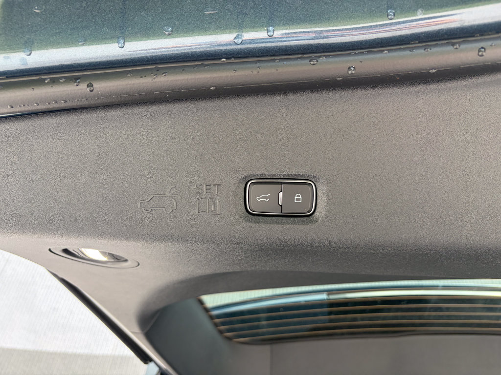 New 2027 Lincoln Navigator Premiere AWD/4WD image 26