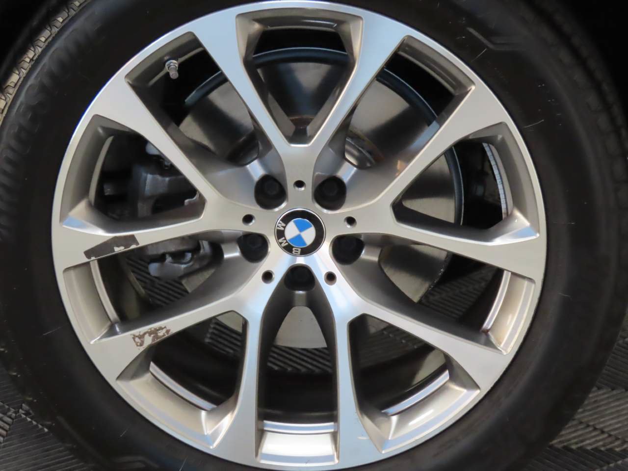 Used 2025 BMW X5 sDrive40i w/ Climate Comfort Package RWD image 7