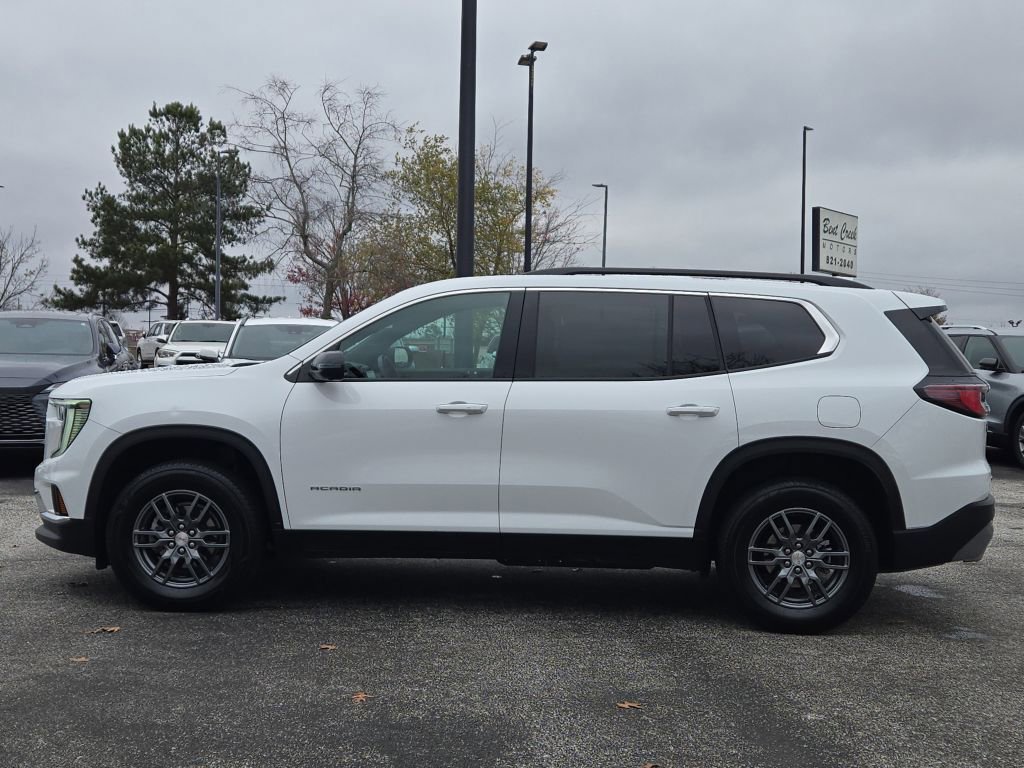 Used 2025 GMC Acadia Elevation image 12