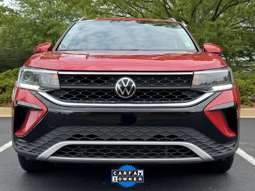 Used 2023 Volkswagen Taos SE w/ Panoramic Sunroof Package image 7