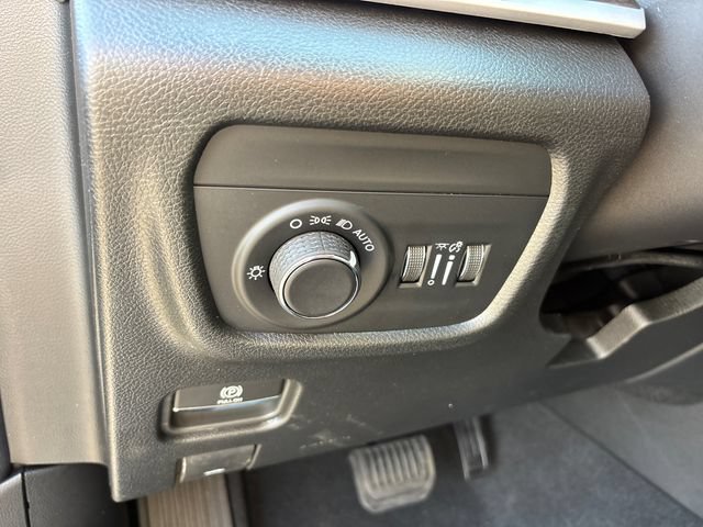 New 2026 Jeep Grand Cherokee Altitude AWD/4WD image 16