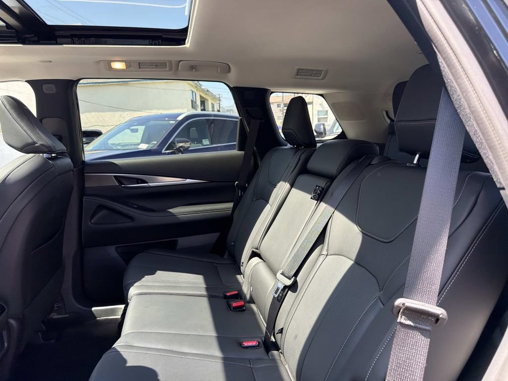 Certified 2026 INFINITI QX60 Pure w/ Cargo Package FWD image 13