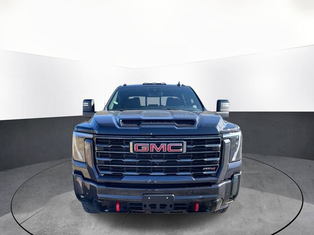 Used 2024 GMC Sierra 2500 AT4 w/ AT4 Preferred Package image 2
