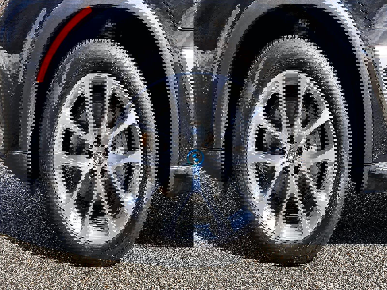 Used 2025 BMW X5 xDrive50e image 7