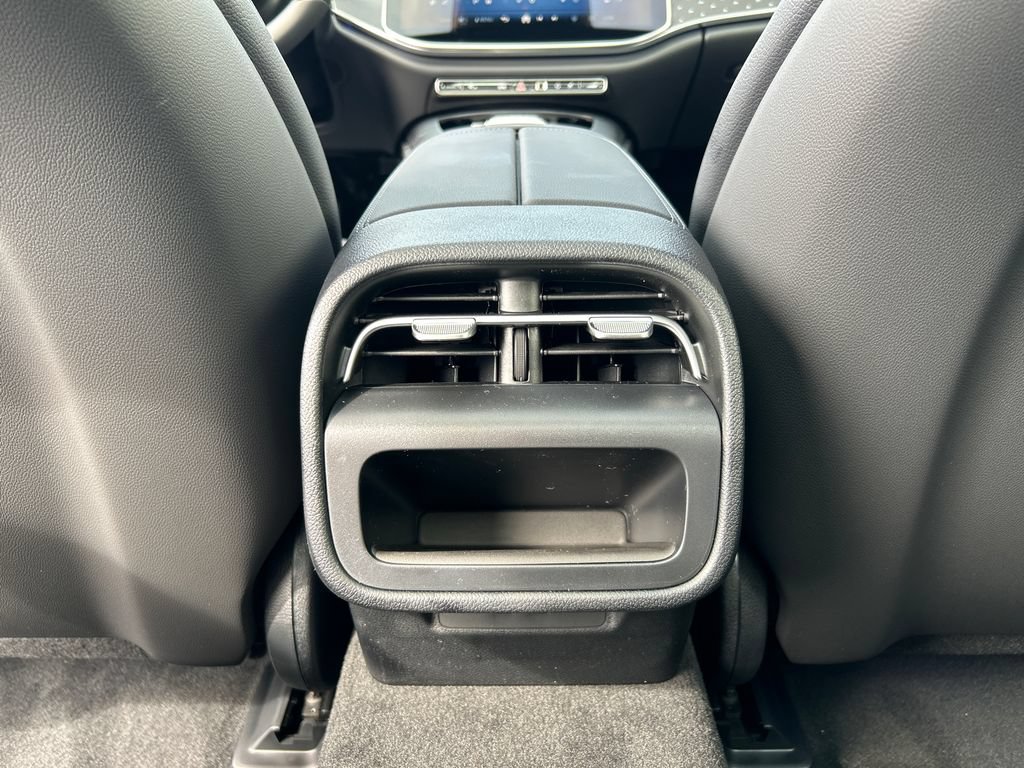 New 2027 Mercedes-Benz E 450 4MATIC Sedan image 27