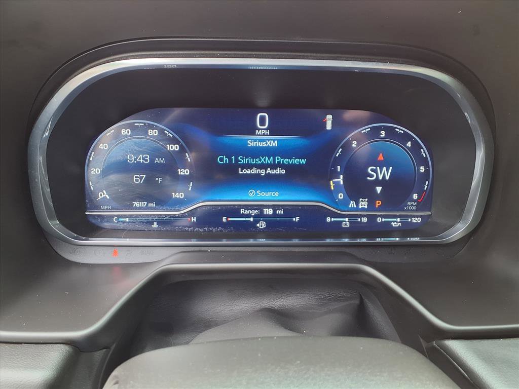 Used 2023 Chevrolet Suburban Premier image 11