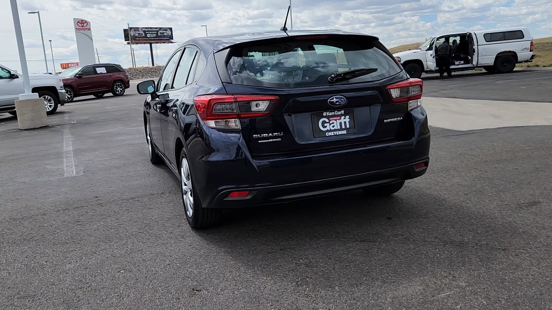 Used 2021 Subaru Impreza 2.0i image 2