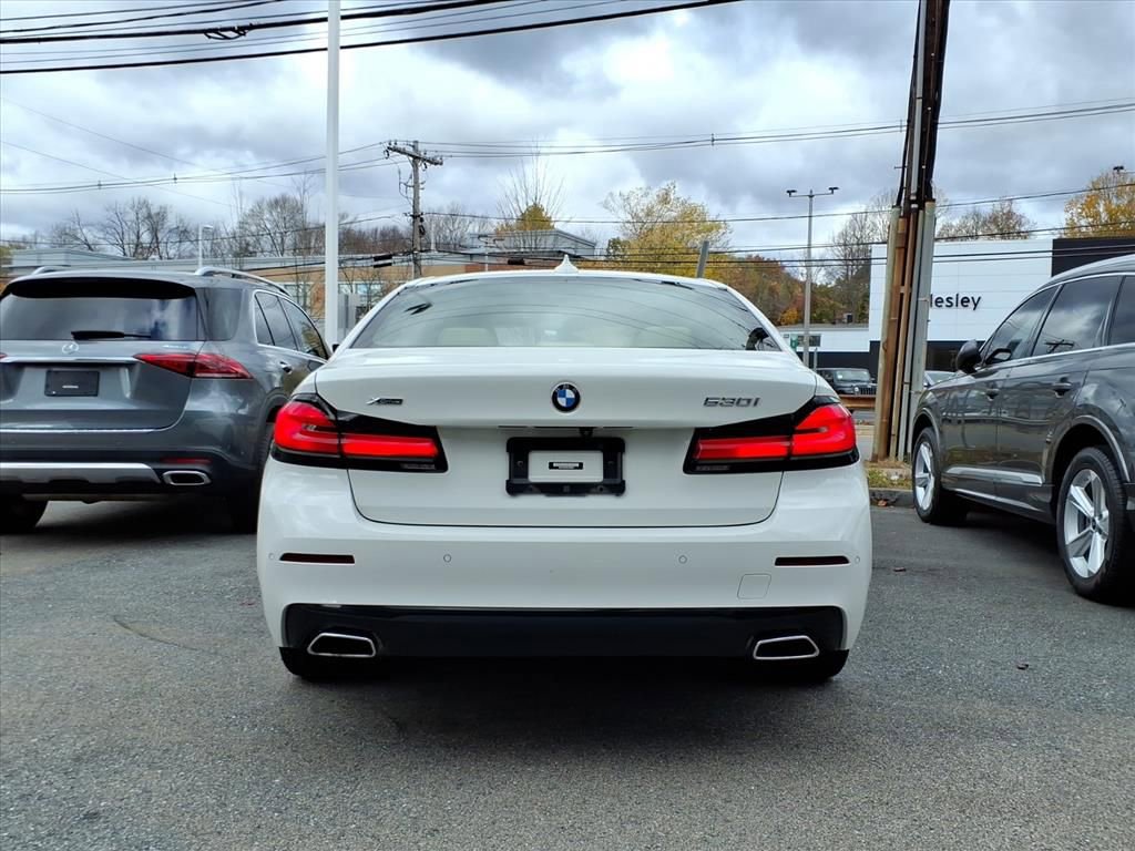 Used 2022 BMW 530i xDrive w/ Convenience Package image 8