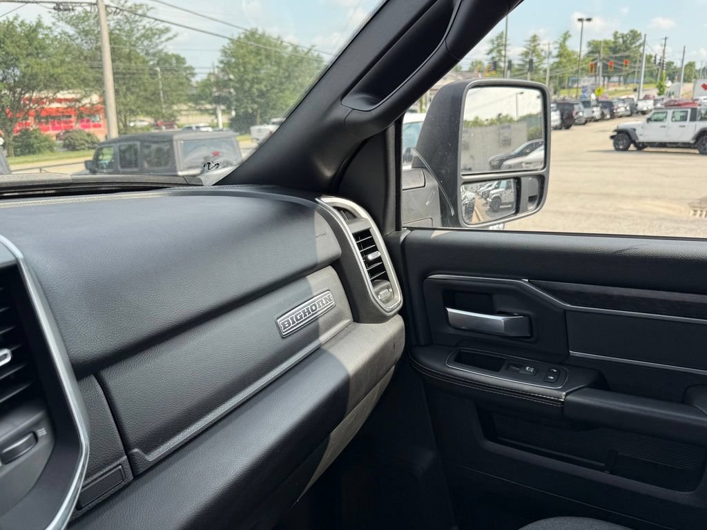 Used 2024 RAM 3500 Big Horn w/ Night Edition AWD/4WD image 24