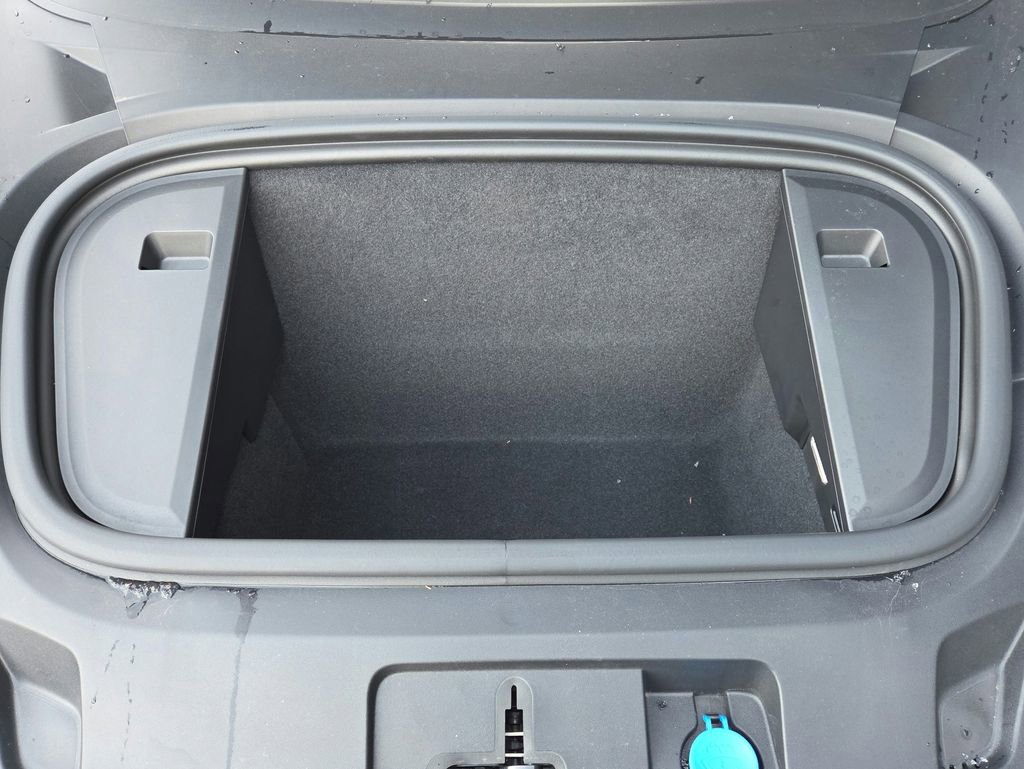 Certified 2025 Porsche Taycan Turbo image 32