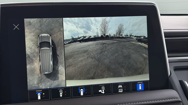 Used 2023 Chevrolet Tahoe LT w/ Luxury Package image 32