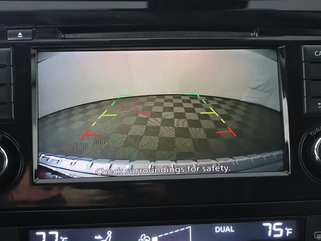 Used 2022 Nissan Rogue Sport SV image 39