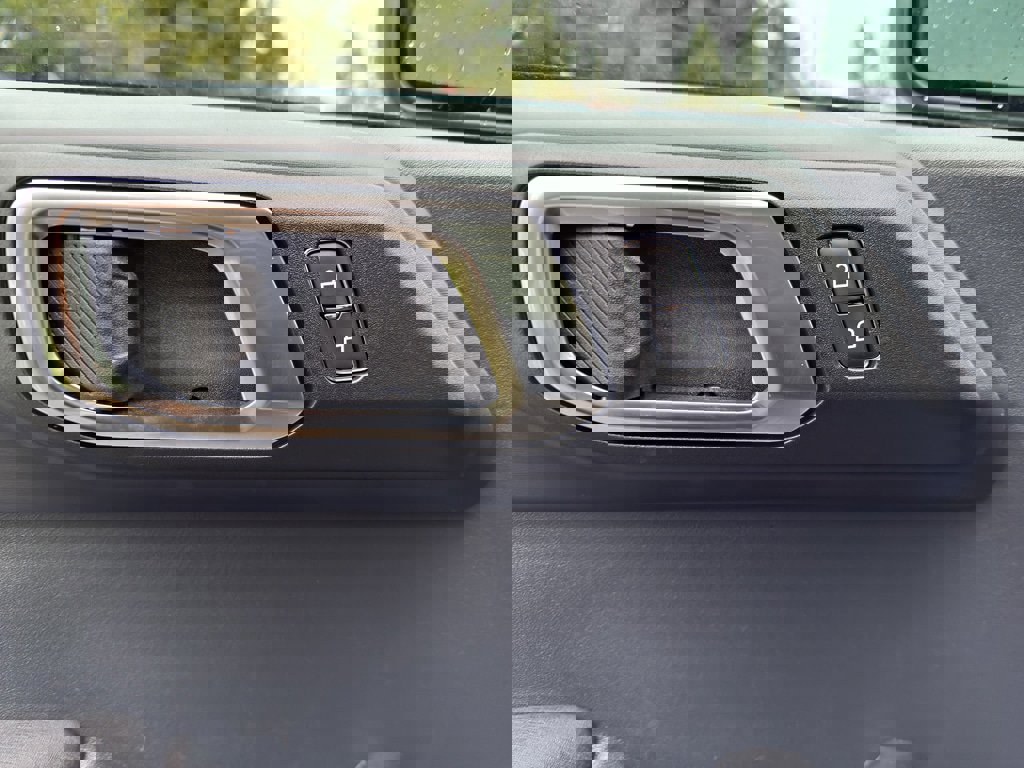 New 2025 Ford Bronco Raptor image 13