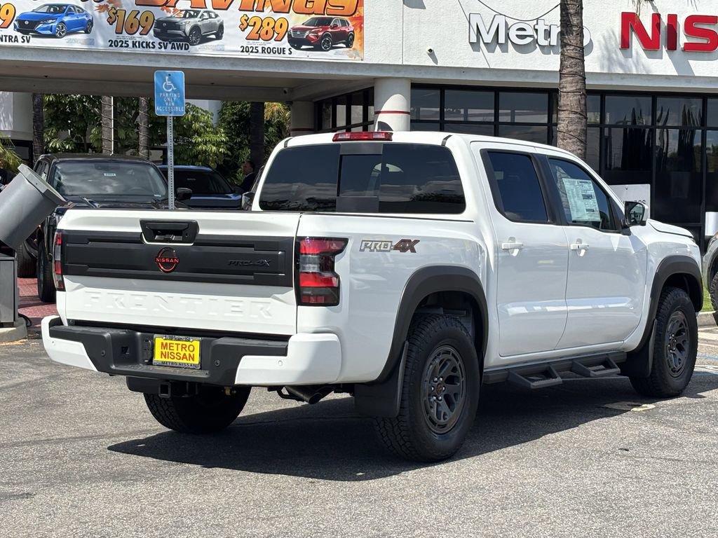 New 2026 Nissan Frontier PRO-4X w/ Pro-4x Convenience Package image 2