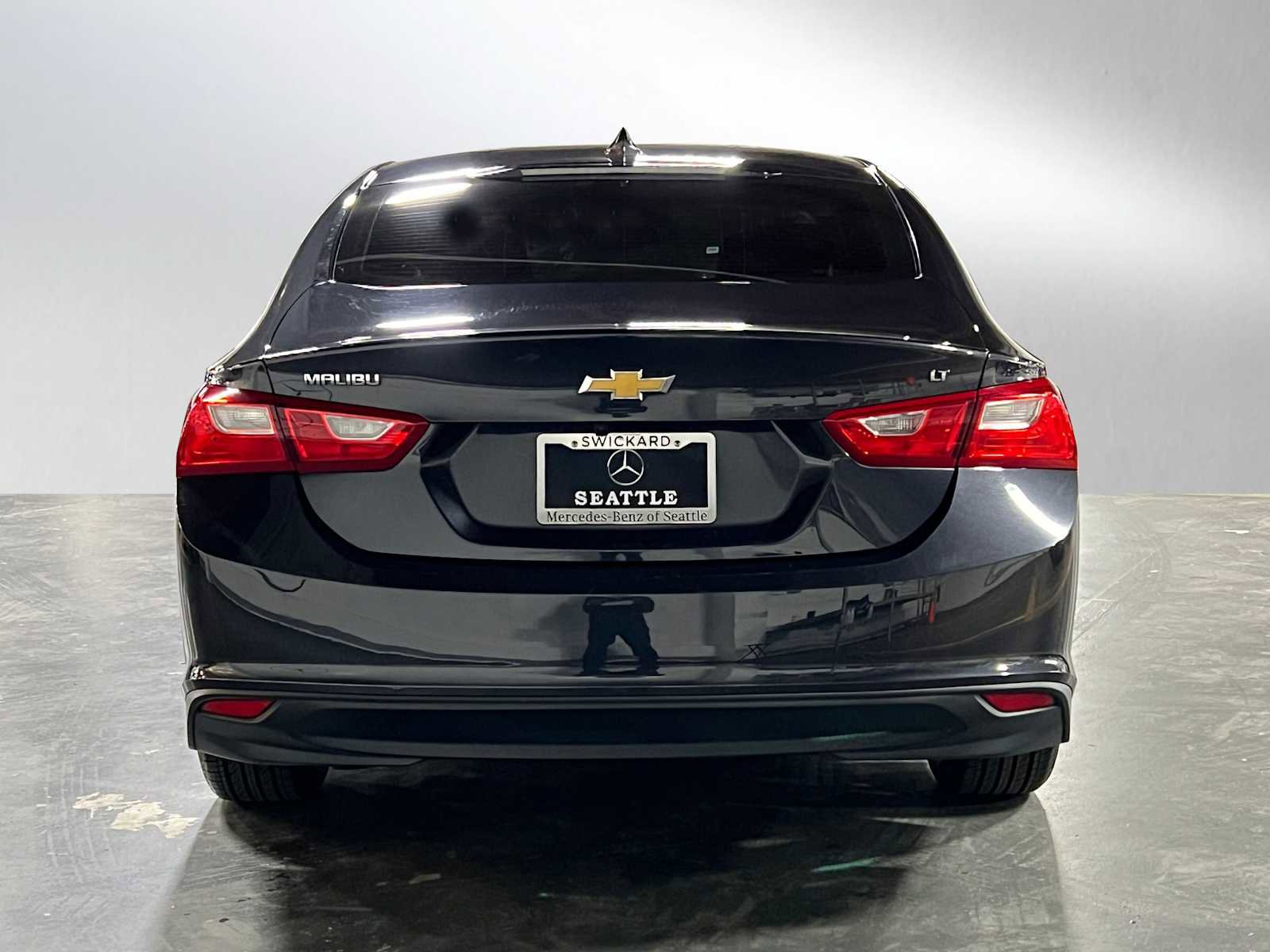 Used 2023 Chevrolet Malibu LT image 4